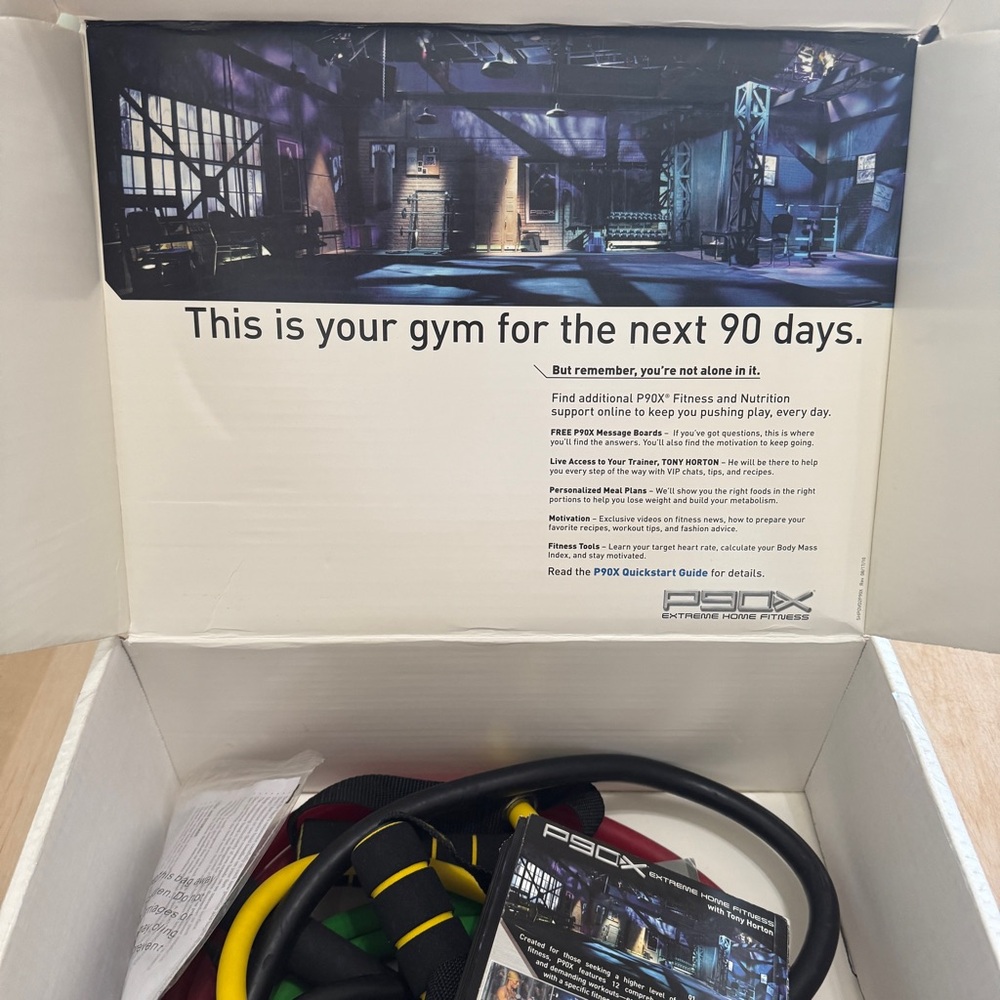 P90X Home Fitness Beach Body 12 Disc Set w/ Resistance Bands and Nutrition Plan